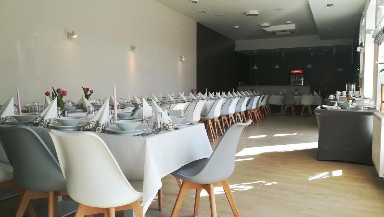 Hotel Inner City Кутно Экстерьер фото