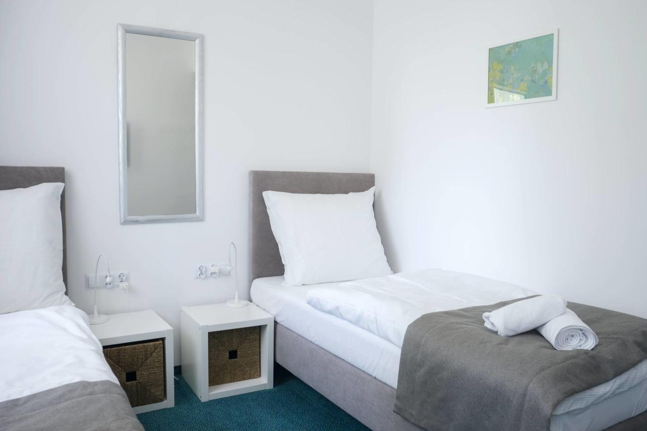 Hotel Inner City Кутно Экстерьер фото